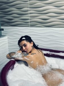 Liisaa_KissI love jacuzzis😍图片 3