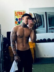 grey_jackson your body Pic