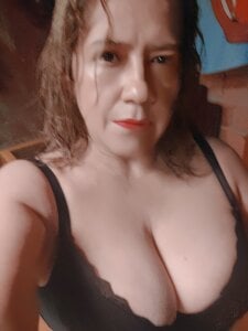 XimenaSmith Hi sweet Pic 2