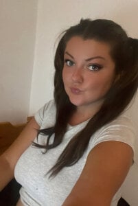LacyLouxxx