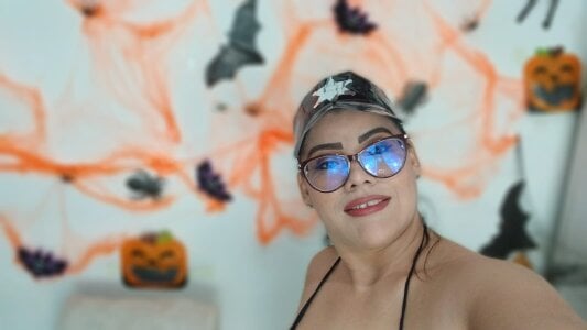 ValeriaHairy HAPYY HALLOWEEN Pic 2