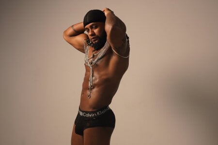 jay_jhonson01 chocolat hot Pic 7