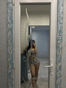 Elaine_Bell Public Immagine 