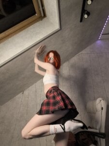 ElizabethHarpper new hair colour Pic 2