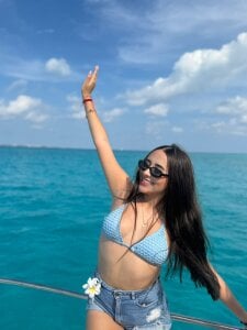 Me🌸 de mia_luxy  2 Imagens