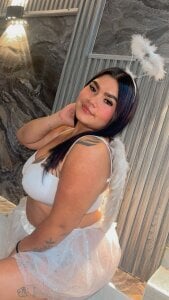 Saray_AssMessy Public Pic 2