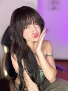 _Charlotte_Collins_のMy heart beats only for you! 💖の 5枚の写真