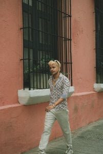 Colombiainthahouse Public Pic 3