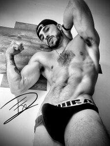 HOT AND HORNY de damn_fox  7 Imagens