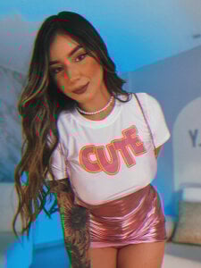 MaddisonCollins kullanıcısının 🍭💗 albümü -  3 fotoğraf