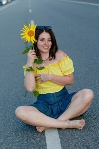 Mery_Poppins 🌻sunflower🌻 Pic 2