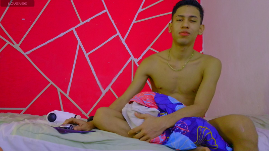 Jacobwolf_xxx Sexy body look at the end 🙈  2. fénykép