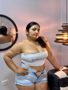 Zdjęcia MiaCurvvy Sexy latina🥵:  3