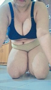 Hot-Rimi01 Public Pic 5