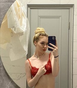 Flirty_leeのlook what I'll wear for you todayの 3枚の写真