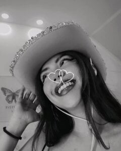 lil_moon1 Public Pic