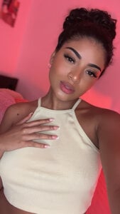 Carlymonroee_ Carly♥️ Pic 3