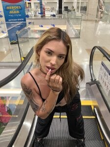 ambarsorachi Urbano sexy Pic 6