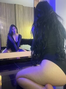 DAKOTA_SAKURA Public Pic 2