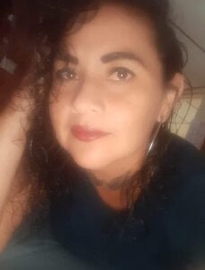 PamelaRoss_1 Public Gambar