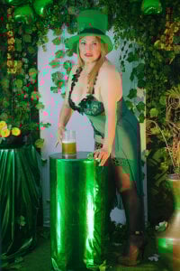 Wife_sexxx San patricio days. 💚💚💚 Pic 2