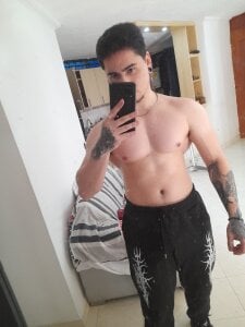 Logan_Roy18 Public зображення 4