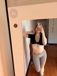 LexiCutie 🍀🍀🍀Good luck 🍀🍀🍀 Pic 3