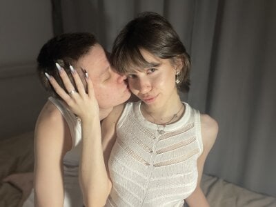 Sexy_frie Polly and Paul Pic 3