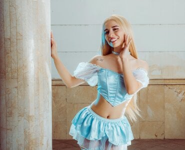 Peach_Rose_ “Cinderella after midnight… she wasn't so innocent 👀” Hình 4