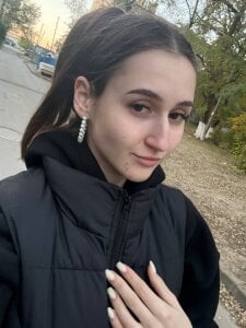 Ave_Costly Public Foto