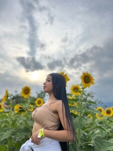 AbbyHank A very yellow weekend🌻 Pic