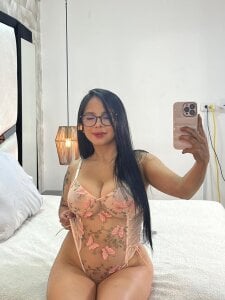 CaseyWalker your very hot girl 😈🔥 Pic 4