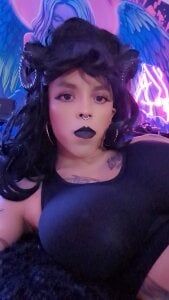 ZariaRayneTirashalis Public Foto 3