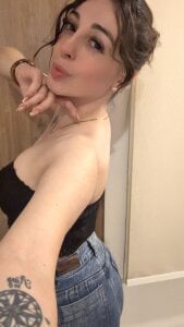 Kate_se Cute and sexy girl 😘 Pic 2