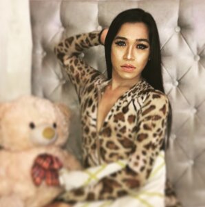 Lovely_Emily69