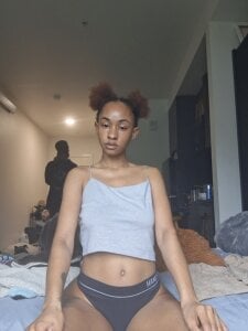 Cinnamonbunn Public Foto 2