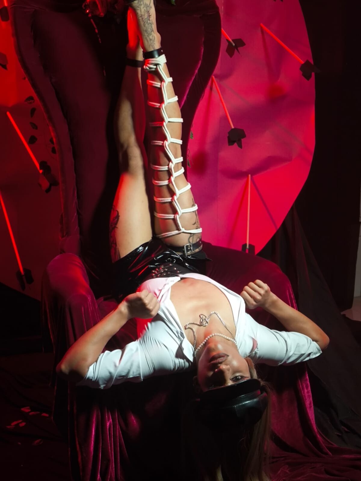 Dom_venena Trending Plaatje 8767