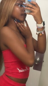 Moxhavix Public Pic 2