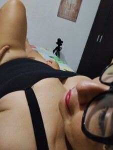 ESTEFIKIS Public Foto 2