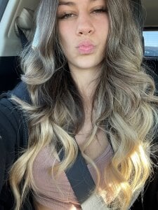 TheLexiLuvvr: Public ( 8 фото)