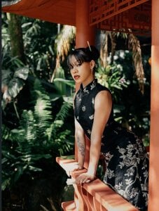 kimhilton_ 🐉🪭🏮 Pic