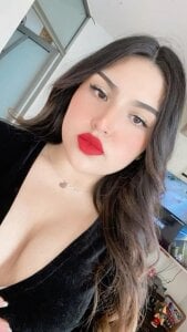 bella_bellaa Public Pic 4