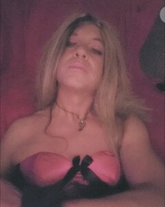 JHOTT99XXX You get me So Hott Pic 5