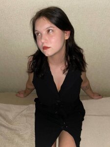 AaliceJones Public Billede 3