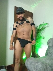 new pictures my firts time online de King_bear_25  5 Imagens