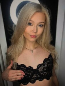 ElsaDivine Touch the Fantasy 🌙✨ 사진