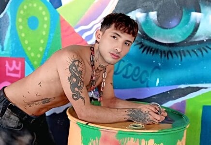 Wall_ee- Public Kuva