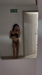 ScarlettWet9 A look to misbehave 😈🔥 Pic 2