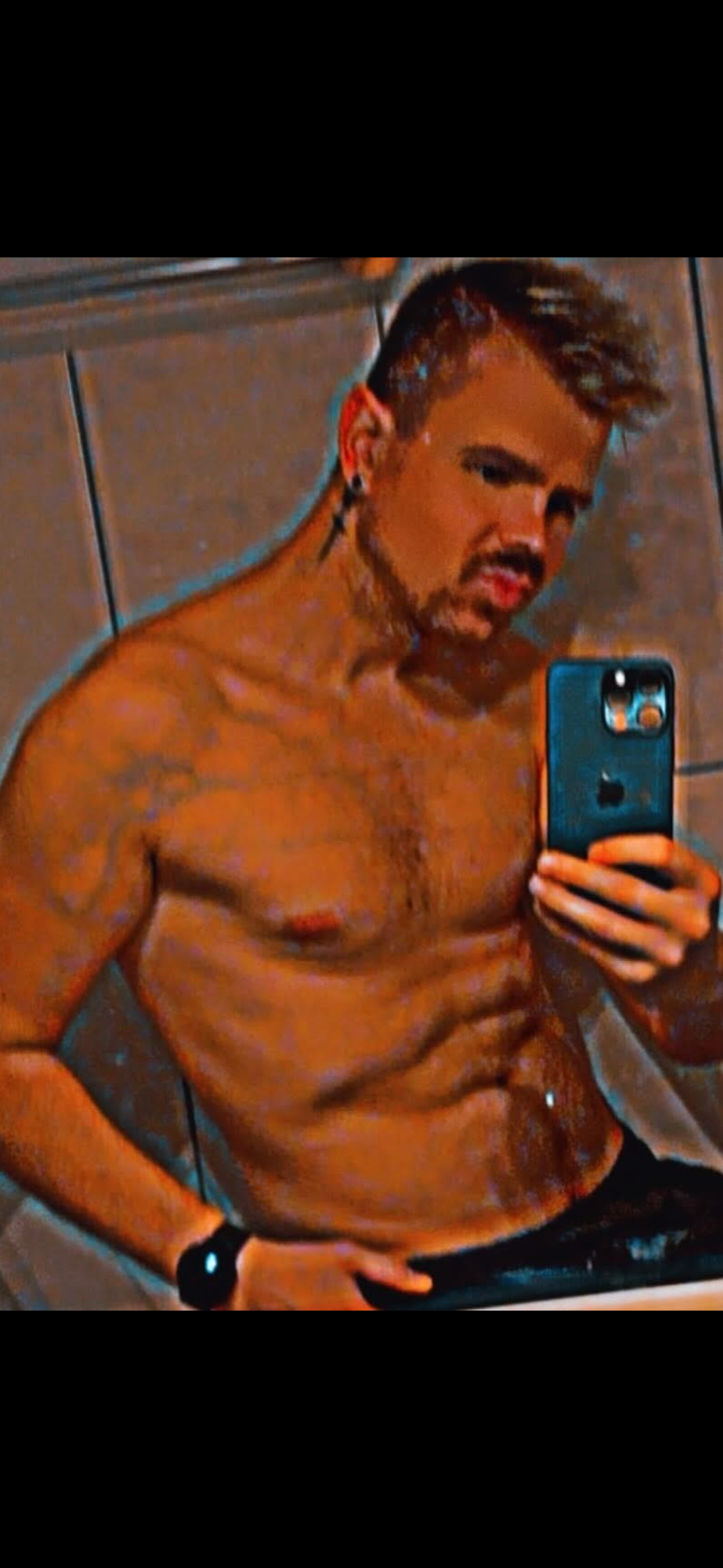 Gabriel892619 Public Foto