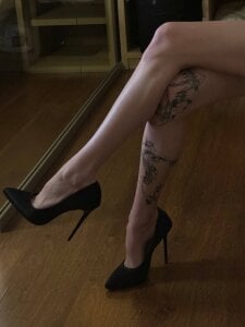 Selena_Sharp Your favorite ... Pic 3